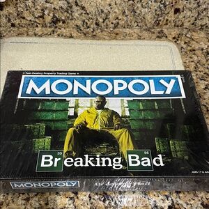 Monopoly Breaking Bad Board Game - still shrink wrapped. Brand new